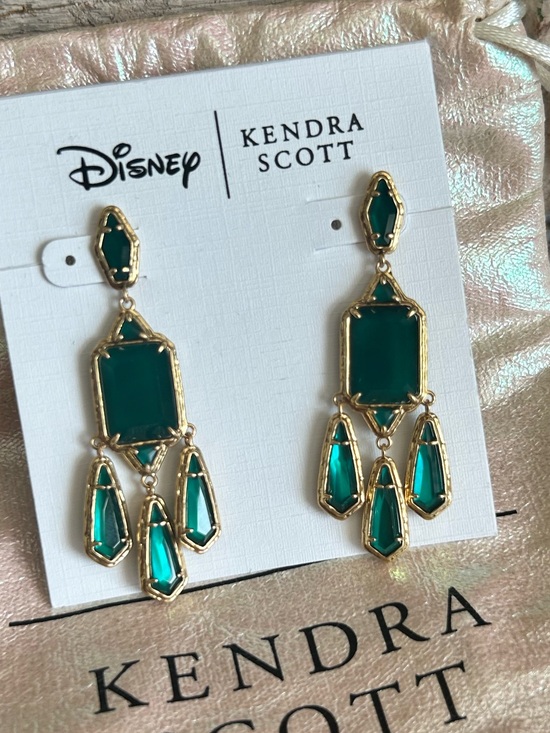 Kendra Scott Jewelry - Kendra Scott Disney The Queen Vintage Gold Statement Earrings RARE